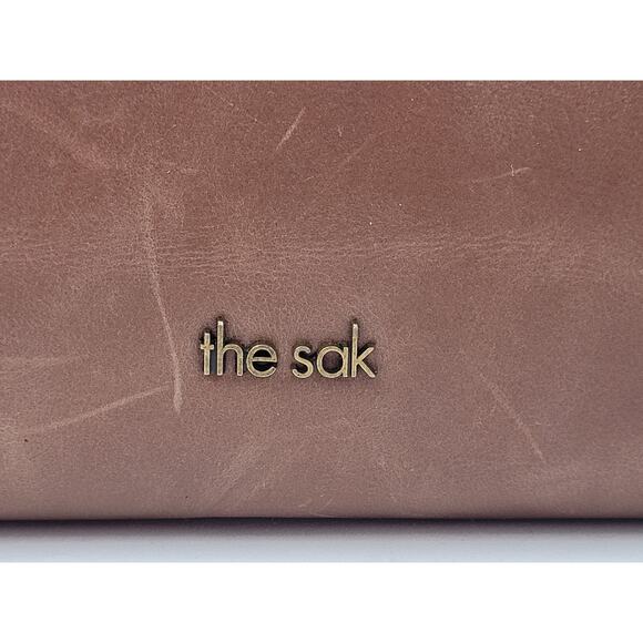 The Sak Iris Leather Crossbody Wristlet Smartphone Wallet NWT Retail $99 - Picture 6 of 11